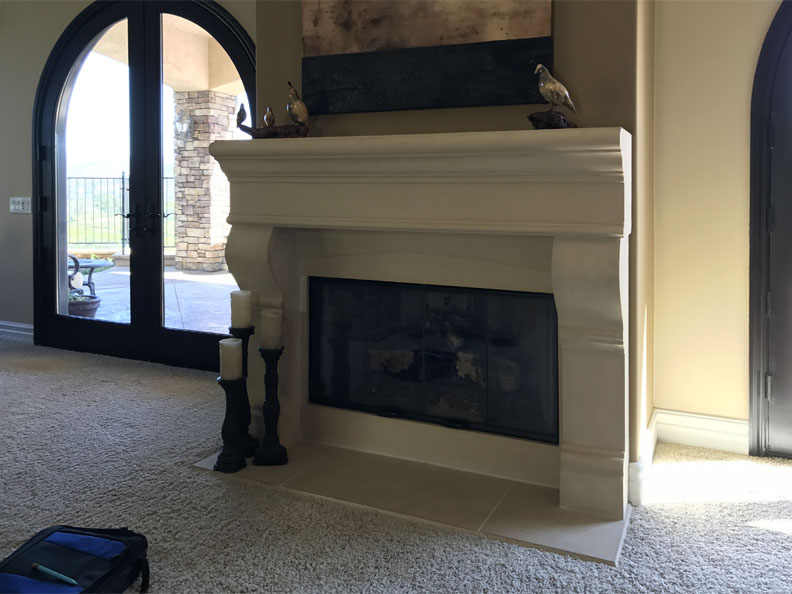 Fireplace mantel